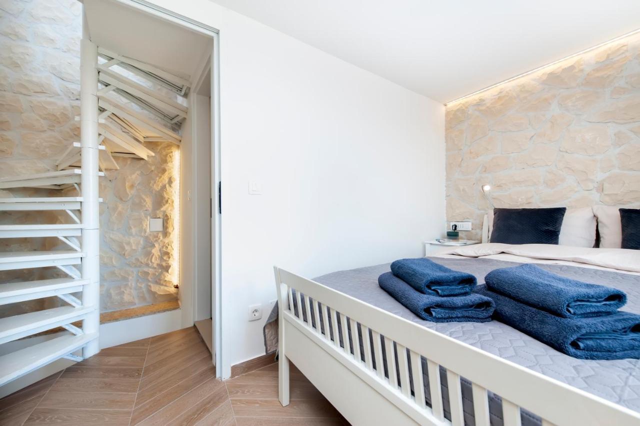 罗维尼Casa Bellavista Sea View别墅 外观 照片